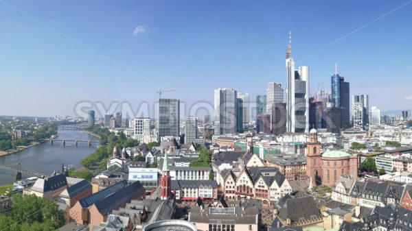 Skyline von Frankfurt am Main - tiefkuehlpizza.com